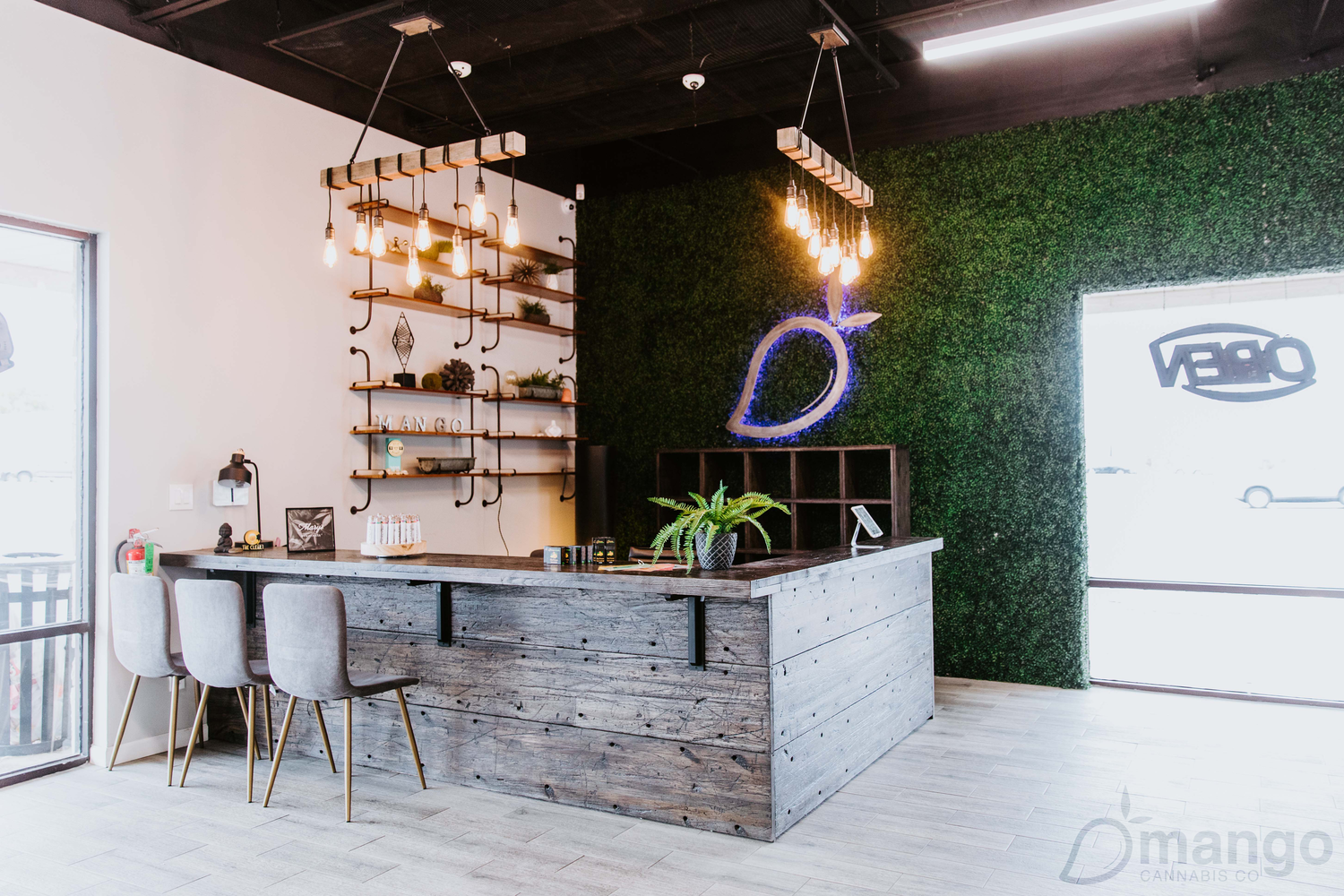 Mango Cannabis Weed Dispensary Tulsa