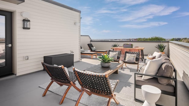 Images Metro Walk at Moorefield Station - Lofts