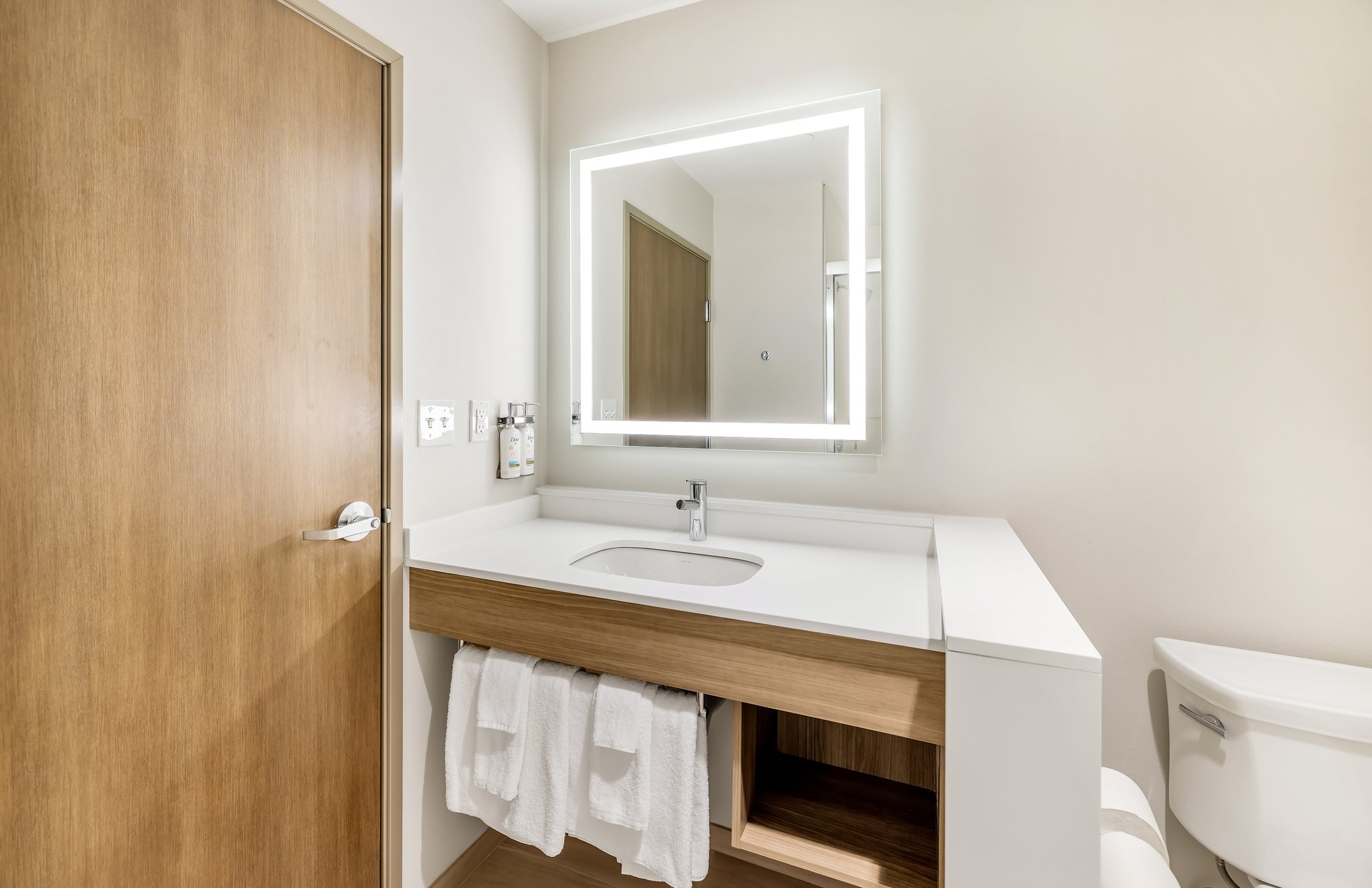 Holiday Inn Express Eugene - Springfield by IHG Image