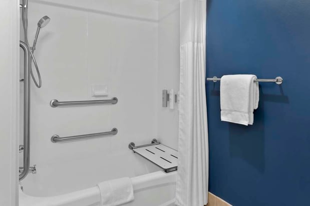 Images Spark by Hilton Newcomerstown