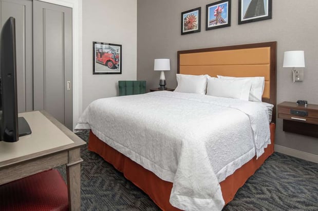 Images Hampton Inn Petaluma