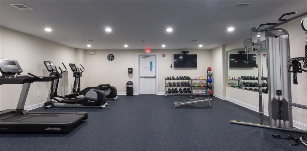 Fitness Center Zephyr Ridge Apartment Homes Cedar Grove (551)354-2870