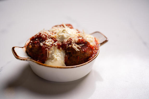 Images Mama Devechios Pizzeria