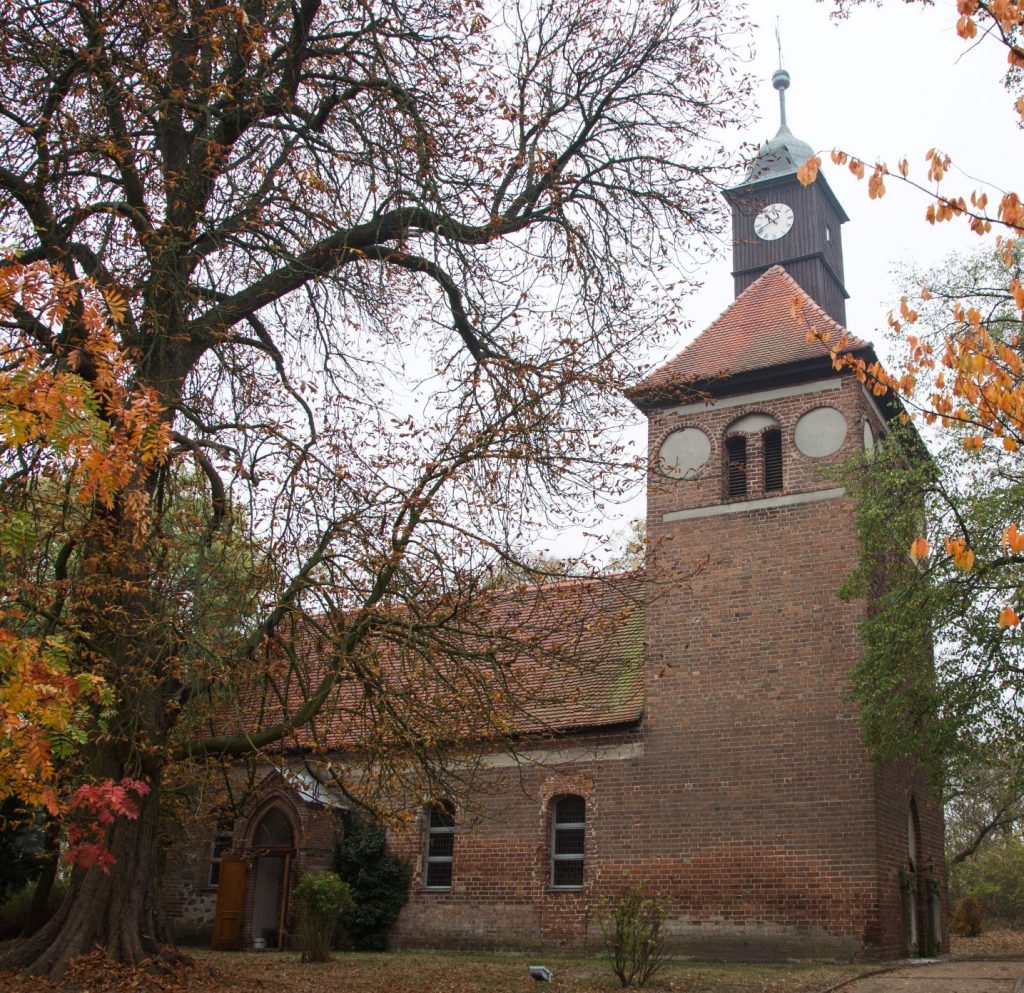 Kirche Retzow - Pfarrsprengel Retzow, St.-Georgen-Kirche in Retzow