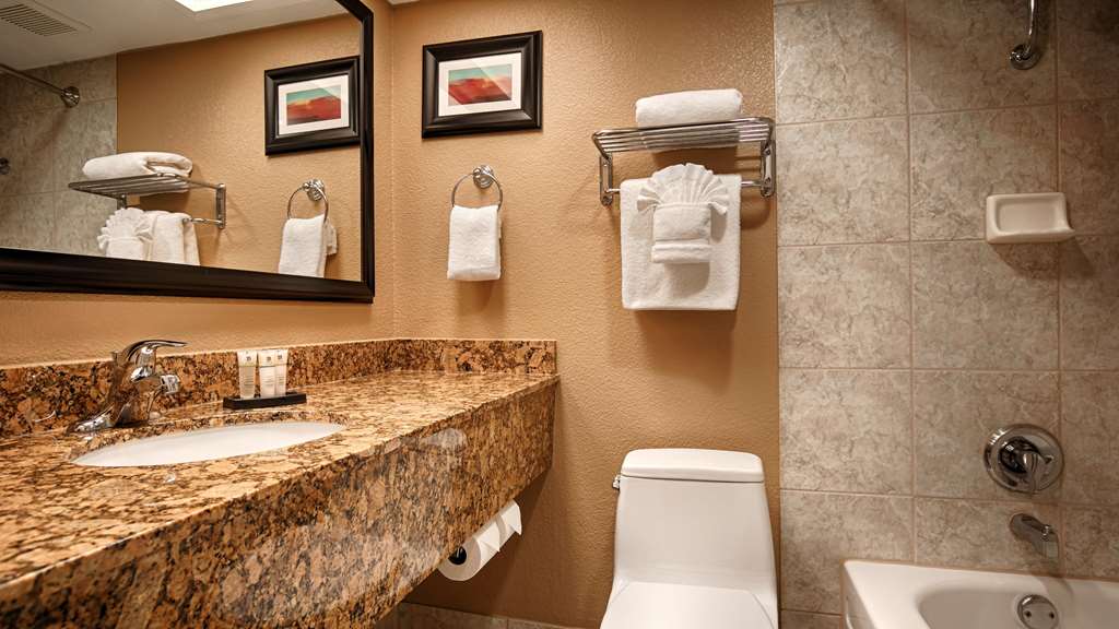 Best Western Plus Casino Royale–Center Strip