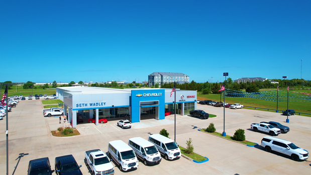 Images Seth Wadley Chevrolet GMC Perry