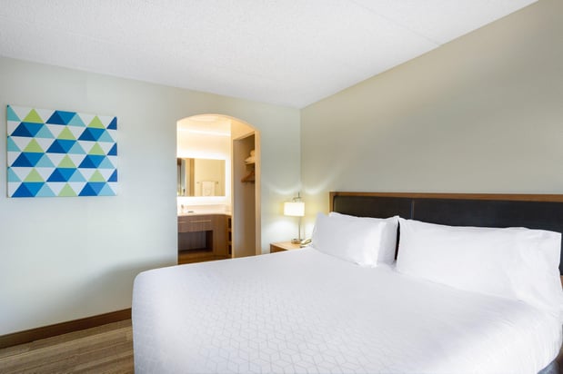 Images Holiday Inn Express & Suites Philadelphia - King of Prussia by IHG