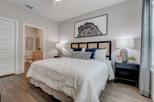 Images Ascend Reunion Crossing