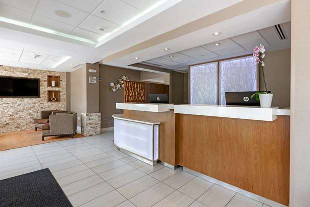 Images Best Western Plus North Miami/Bal Harbour