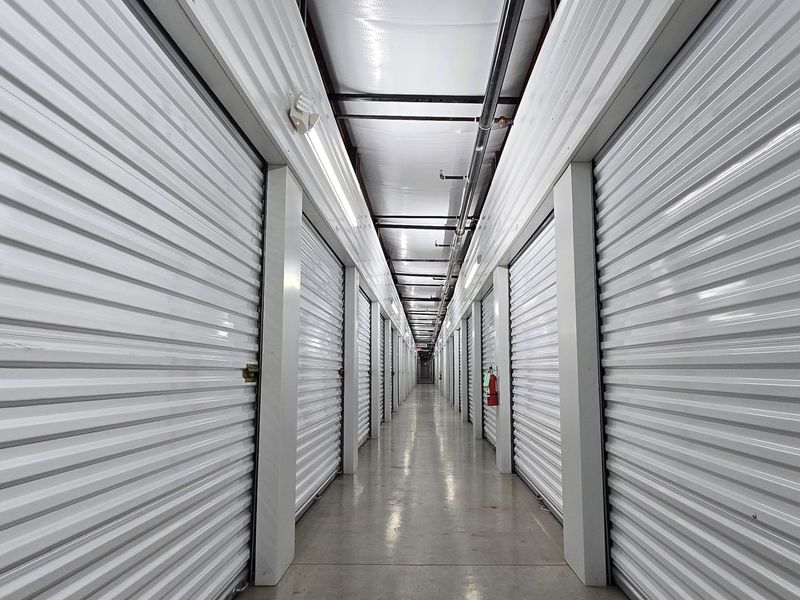 Images Extra Space Storage