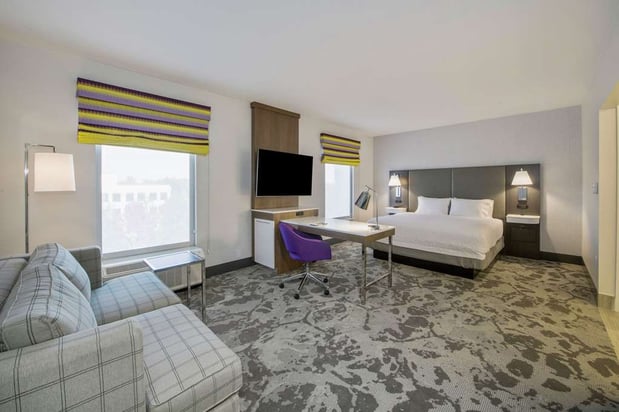 Images Hampton Inn & Suites Raleigh-Durham Airport-Brier Creek