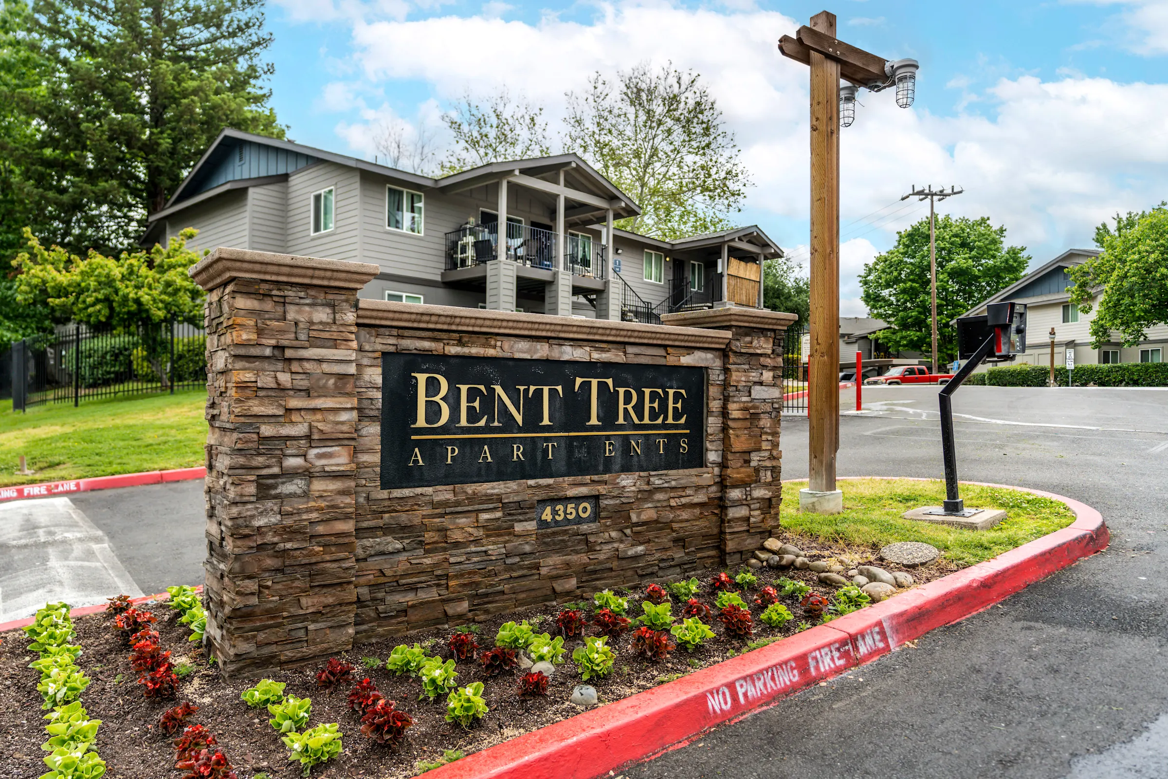 Bent Tree Apartments