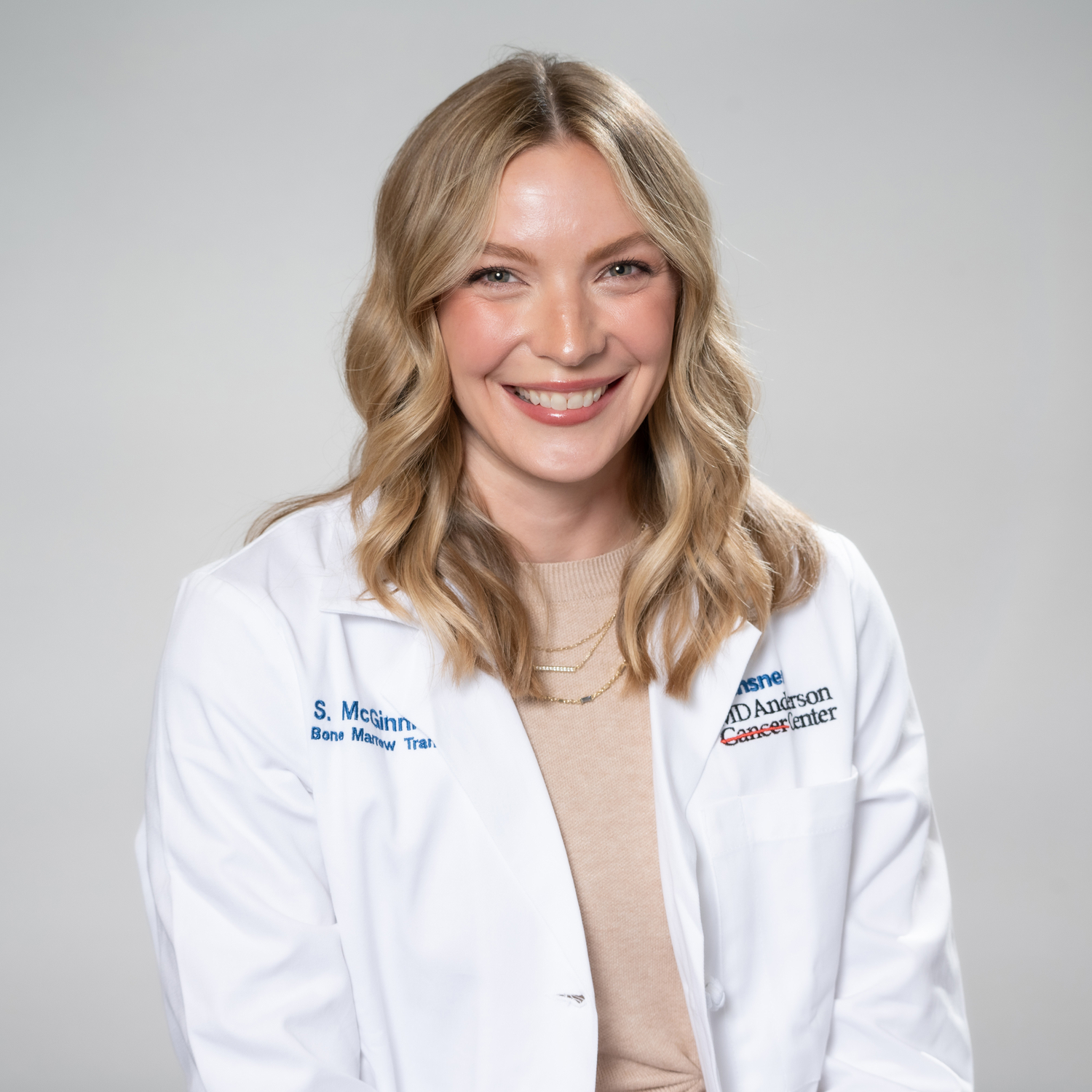 Sara E. McGinnis, FNP-C Logo