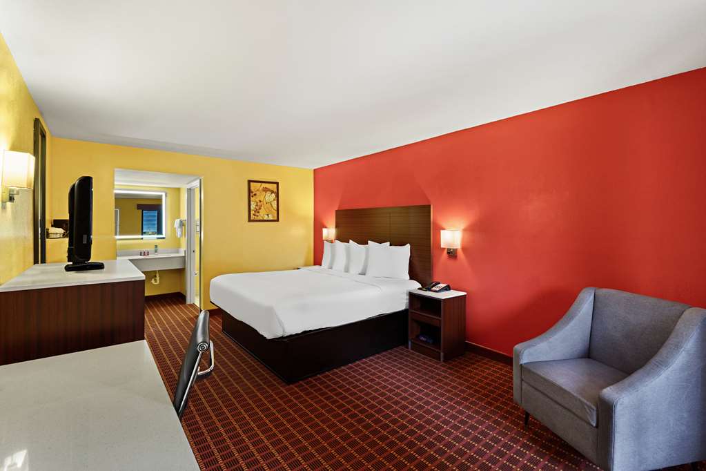 King Guestroom