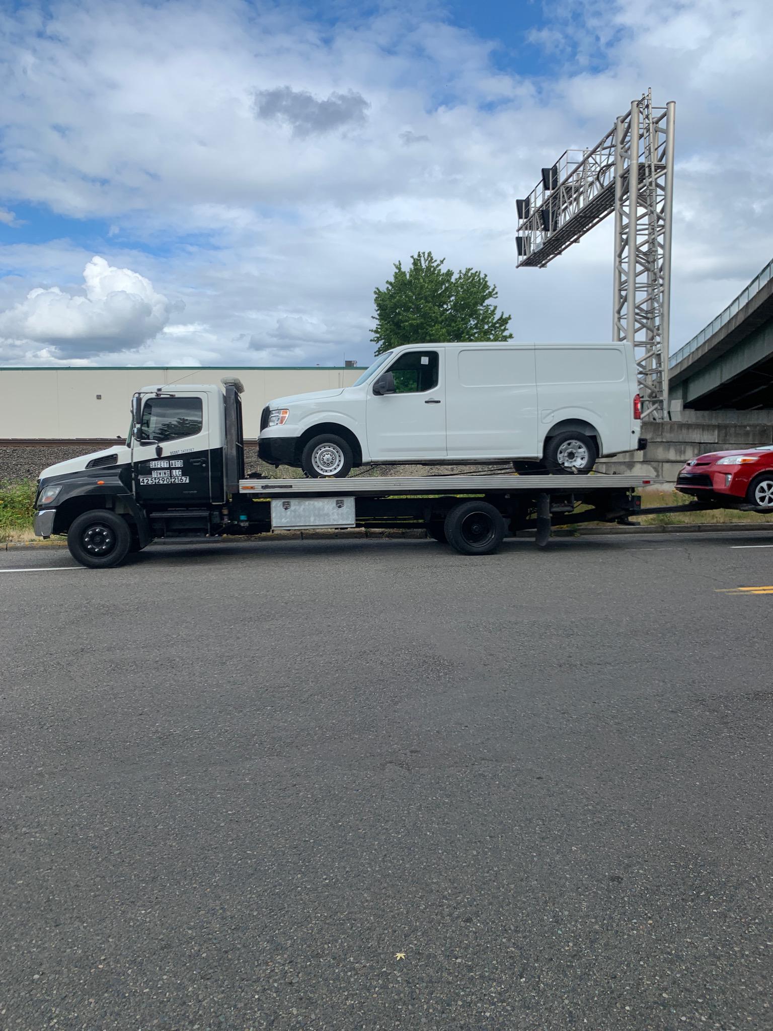 Safety Auto Towing LLC Photo