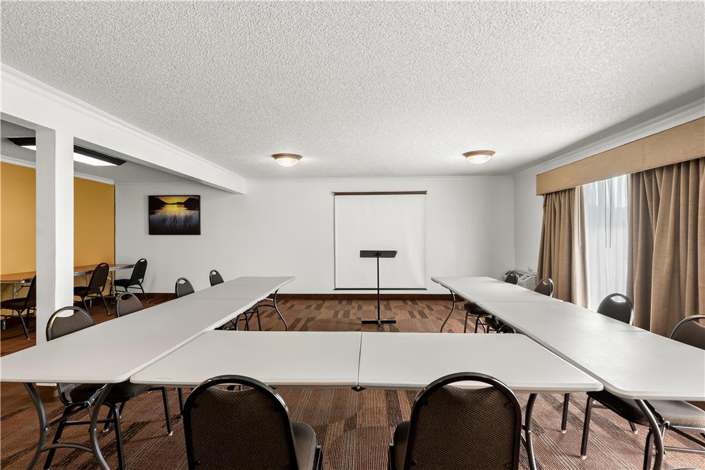 Meeting Room / Banquet Space