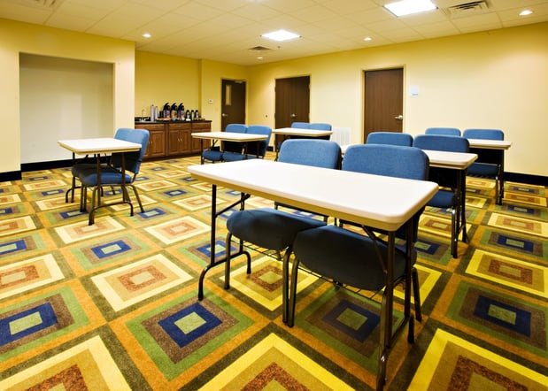 Images Holiday Inn Express & Suites Childress by IHG