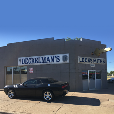 Deckelman's Locksmiths Logo