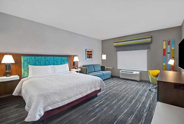 Images Hampton Inn Las Vegas Strip South