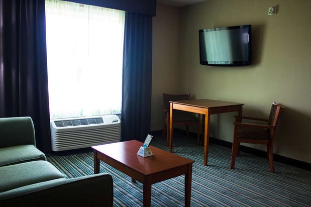 Images Best Western Plus Menomonie Inn & Suites