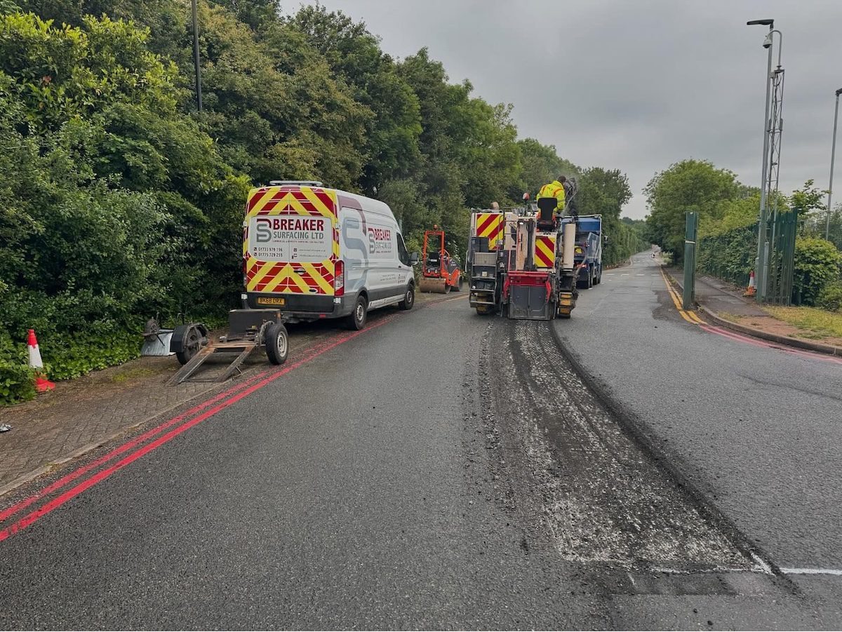 Images Breaker Surfacing - Pothole, Tarmac & Asphalt Specialists