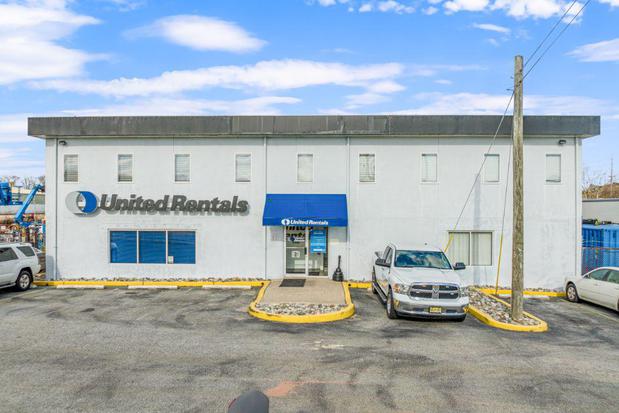 Images United Rentals