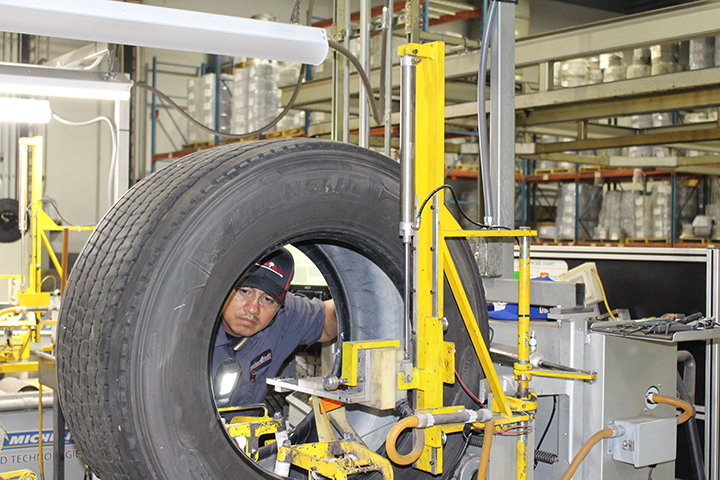 Images Bauer Built Tire & Service