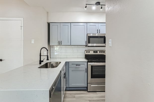 Images Rise at Highland Meadows