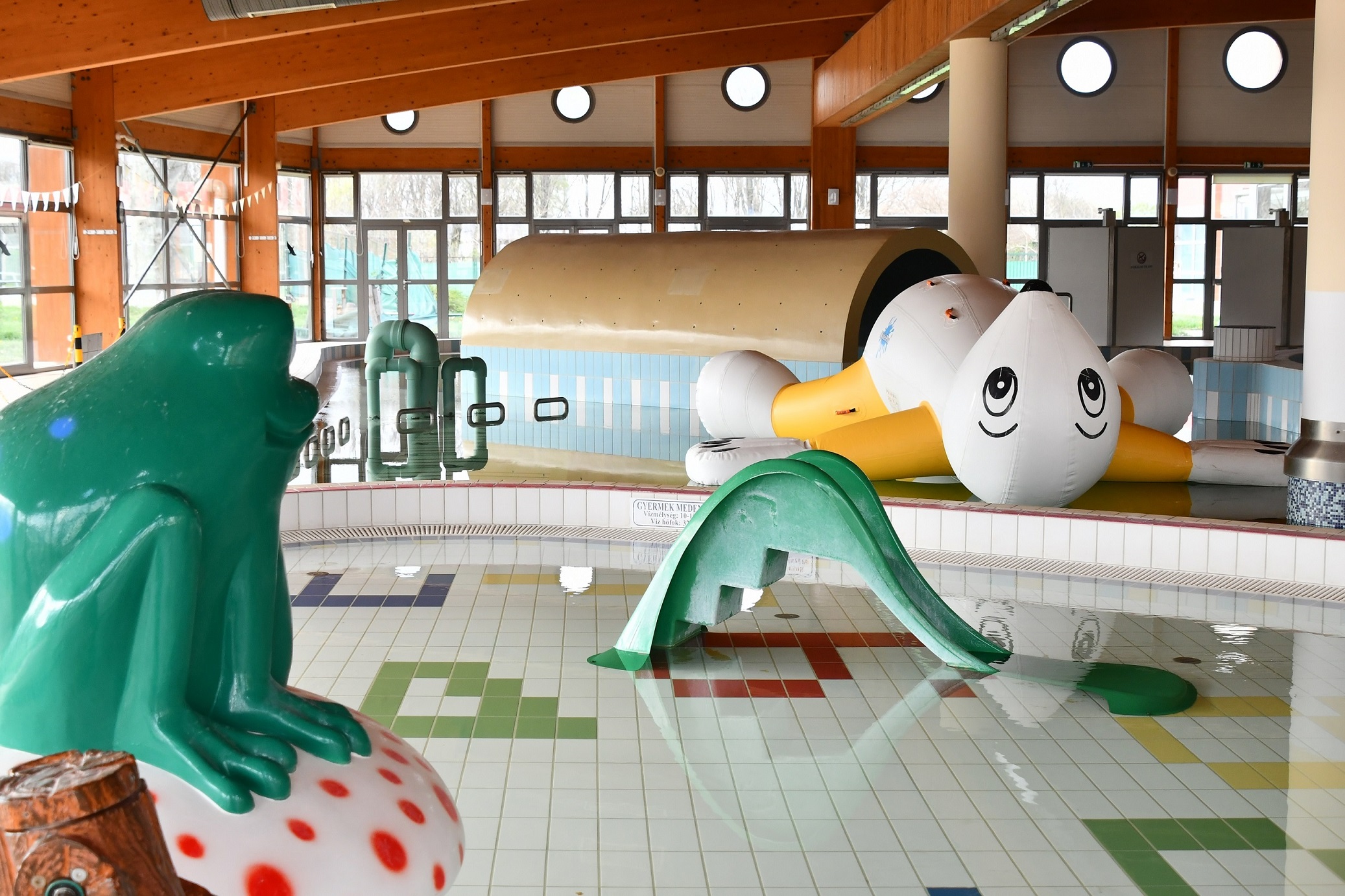 Images Szentesi Sport- és Üdülőközpont Nonprofit Kft.