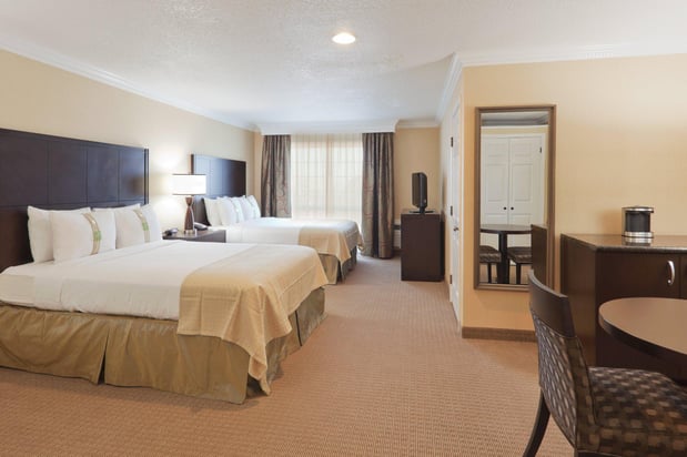 Images Holiday Inn & Suites San Mateo-San Francisco SFO by IHG