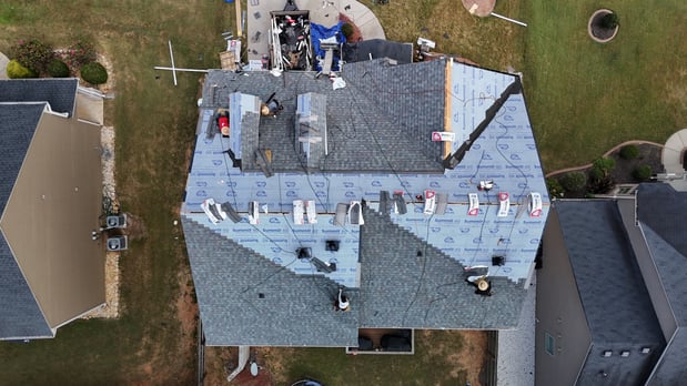 Images Valle's Roofing & Construction