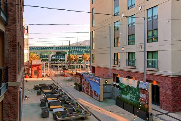 Images Hilton San Diego Gaslamp Quarter