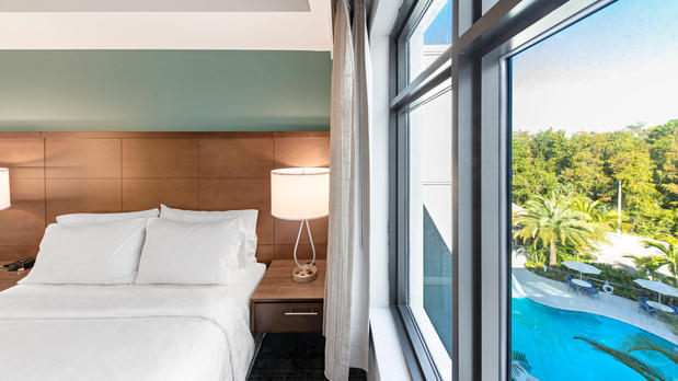 Images Staybridge Suites Naples - Marco Island by IHG