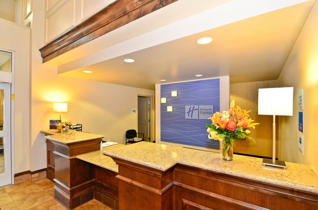 Images Holiday Inn Express & Suites Williston by IHG