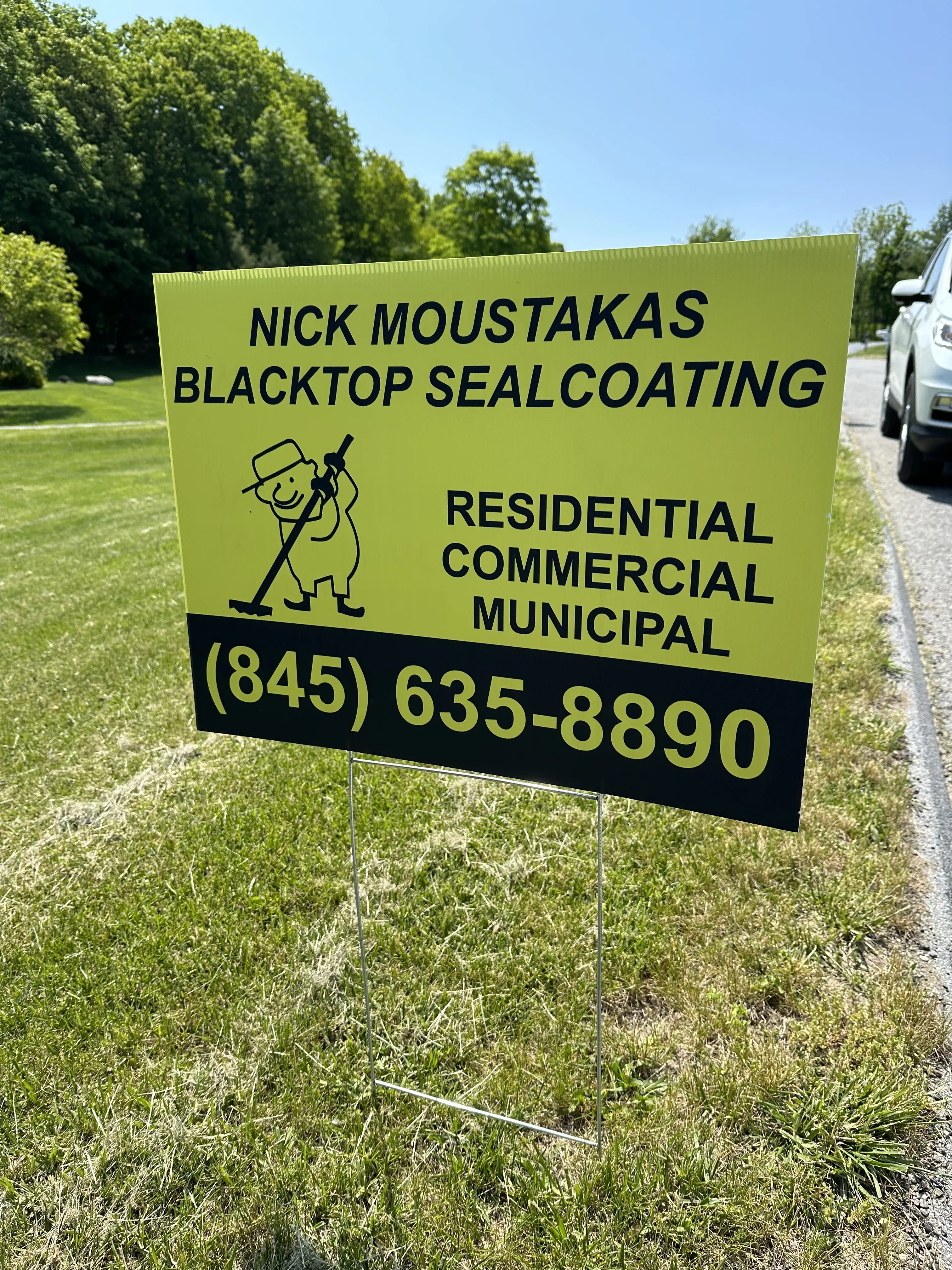 Nick Moustakas Blacktop Sealcoating