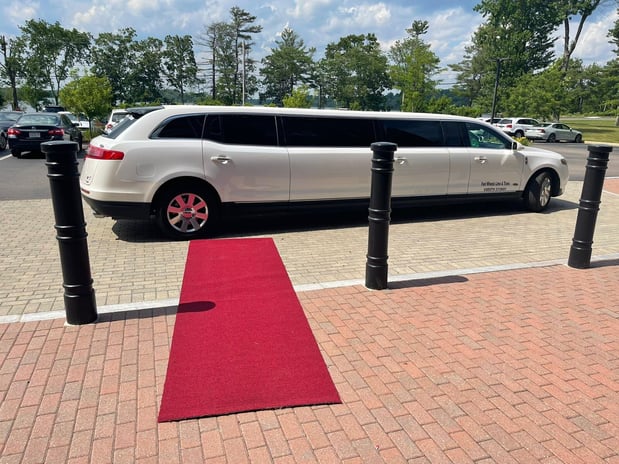 Images Fast Wheels Limousine and Transportation Services