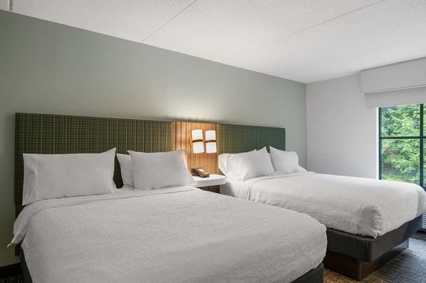 Images Hampton Inn & Suites Lake George