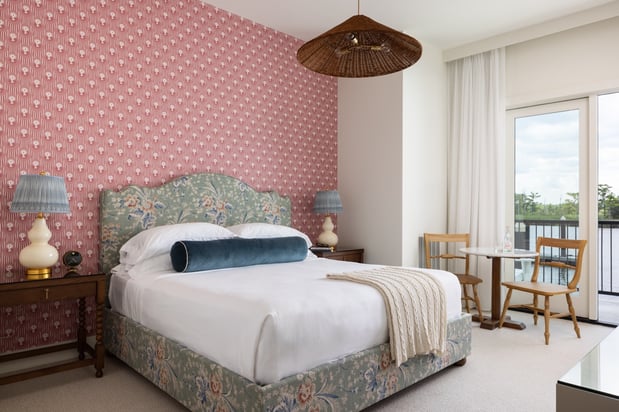 Images The George Hotel