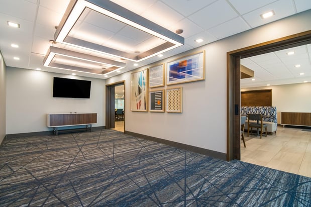 Images Holiday Inn Express & Suites Springdale - Fayetteville Area by IHG