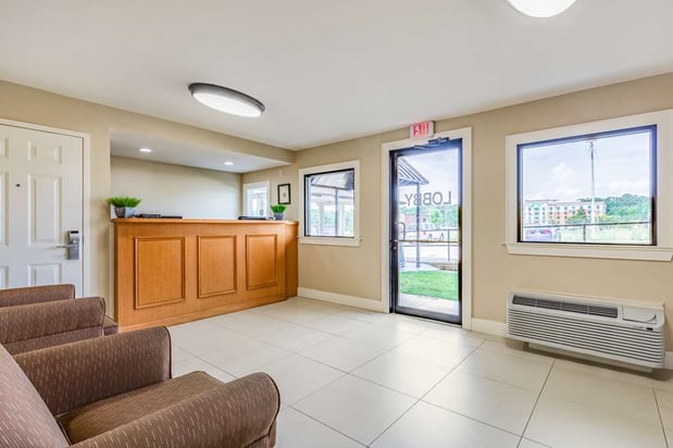 Images SureStay by Best Western Tupelo North