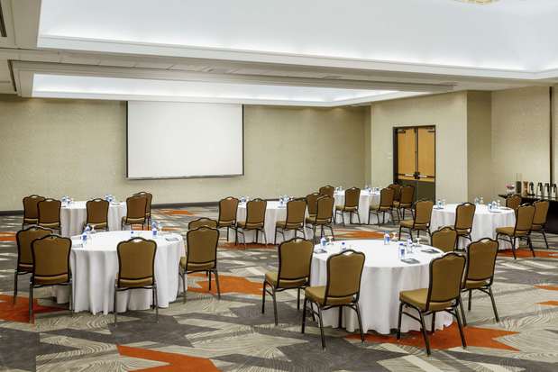 Images DoubleTree by Hilton Hotel Colorado Springs