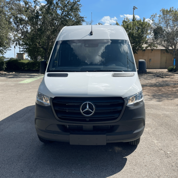 Images Carl's Van Rentals