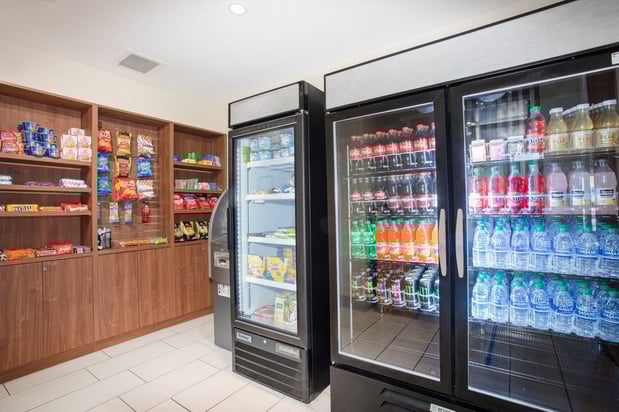 Images Holiday Inn Express & Suites Manhattan by IHG