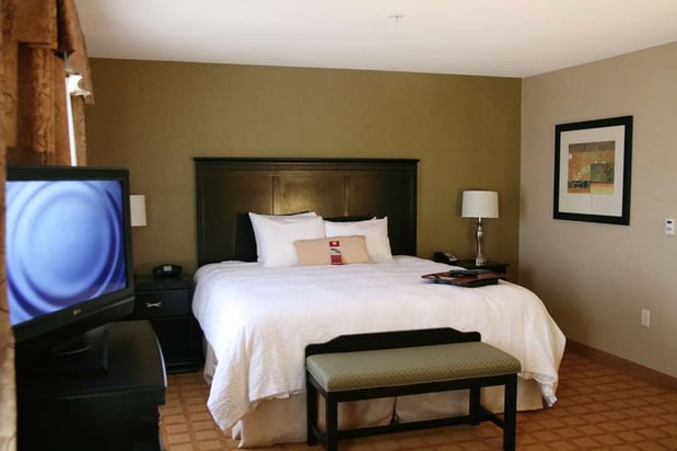 Images Hampton Inn & Suites Chicago/St. Charles