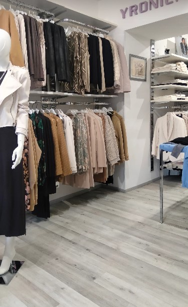 Images Yronica Abbigliamento