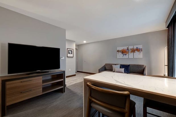 Images Homewood Suites by Hilton Oak Creek Milwaukee