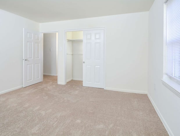 Images Knollwood Apartments