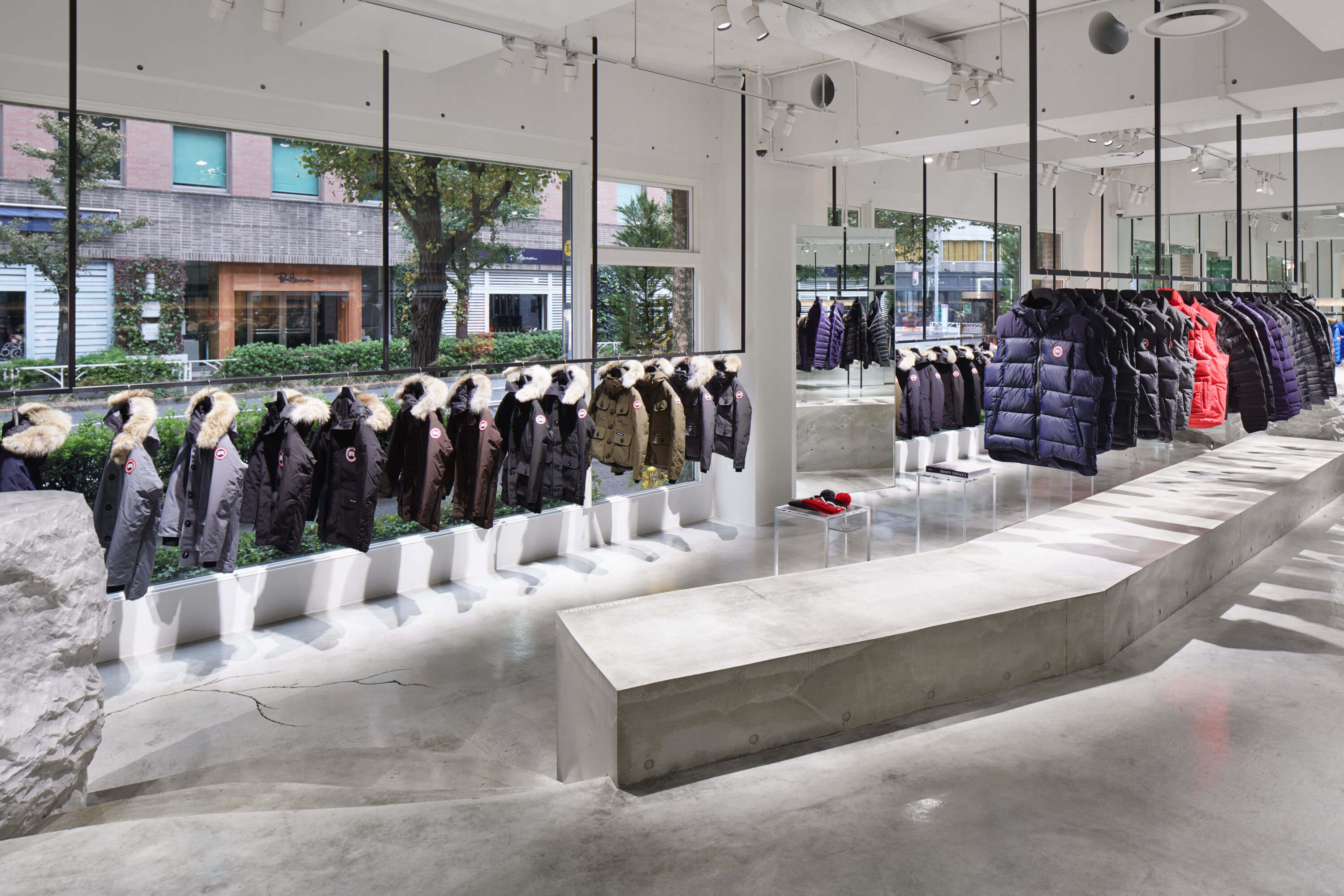 Images Canada Goose Tokyo