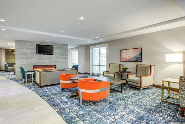 Images Hilton Garden Inn Boston/Waltham