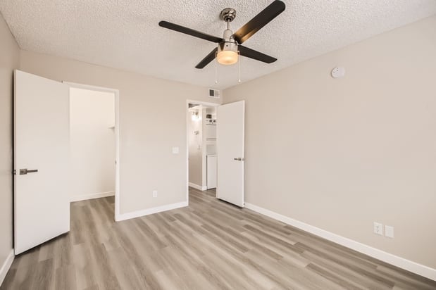 Images Rise Desert West